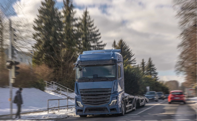 5 Must-Know Trends in Blind-Spot Safety for Modern Fleets